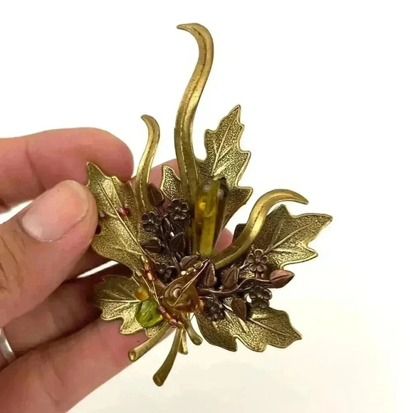 VTG Bronze Tone Maple Leave Metal Brooch Pin Beaded 90s - Picture 8 of 10